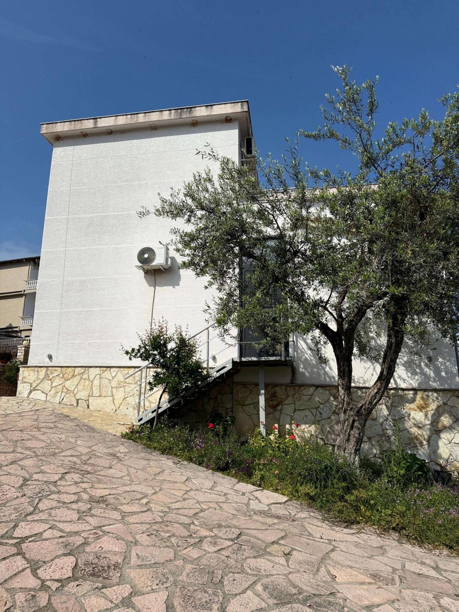 Vila Bilali Appartement Ksamil Buitenkant foto